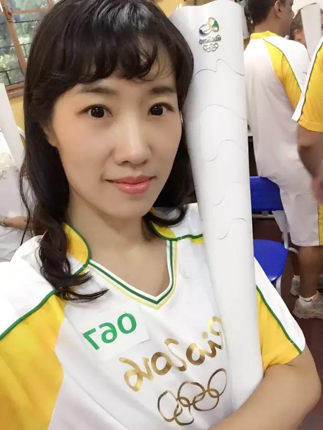 ͼƬ˵2016623գʼ¥֮ŮʿڰǰͲμӰ˻ʥ𴫵ݡ